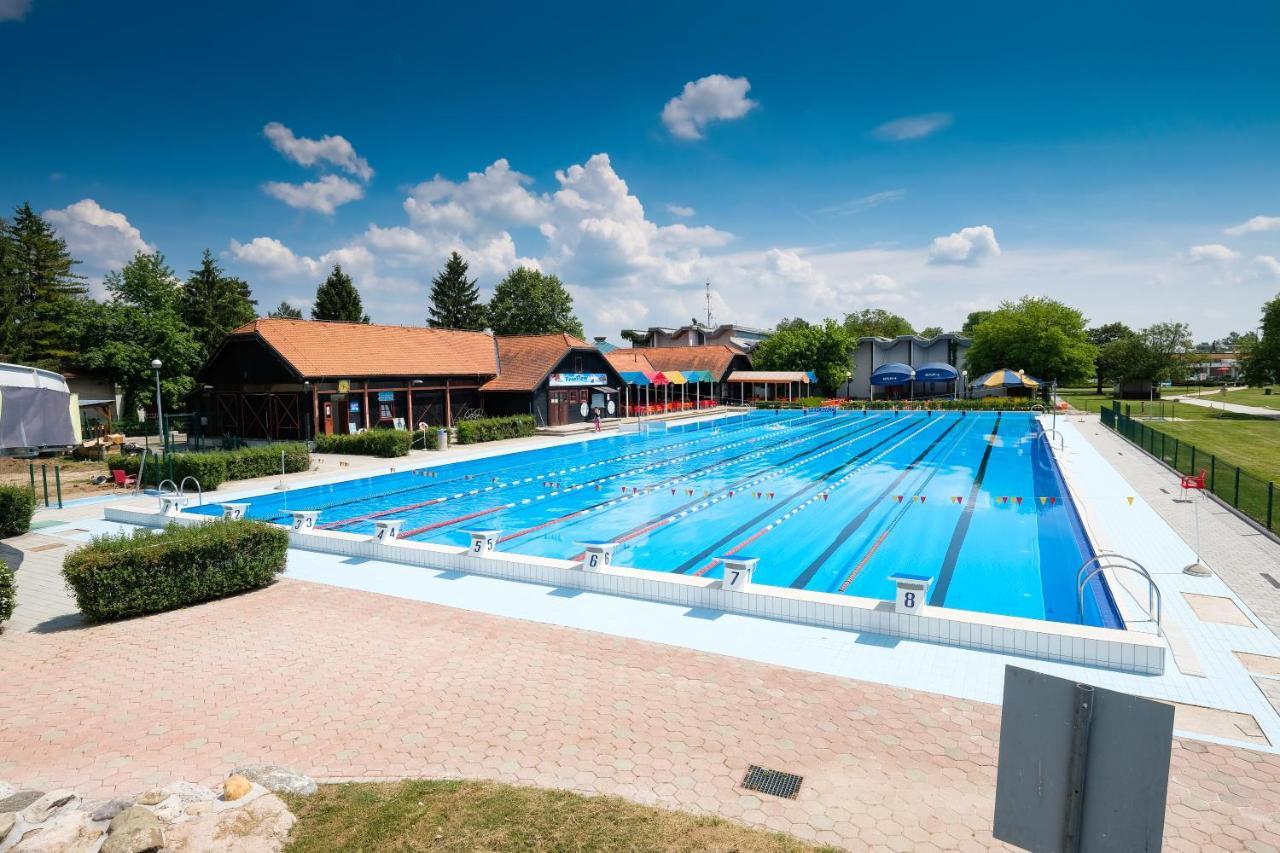 Mediteran Travel Mobile Homes In Camping Terme Catez Brežice Extérieur photo