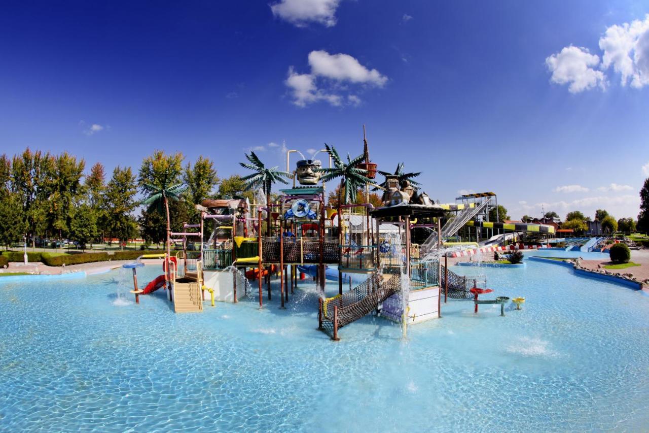 Mediteran Travel Mobile Homes In Camping Terme Catez Brežice Extérieur photo
